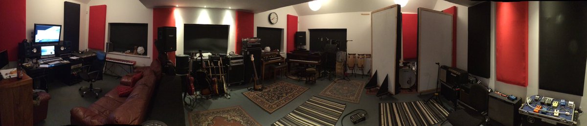 WoodsLodgeStud's tweet image. Full studio shift around for @NewStAdventure who are in the house tomorrow #funkdrums