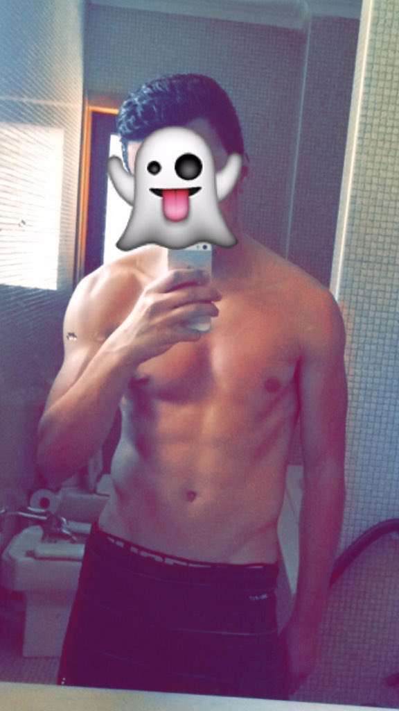 PostBad_French tweet picture