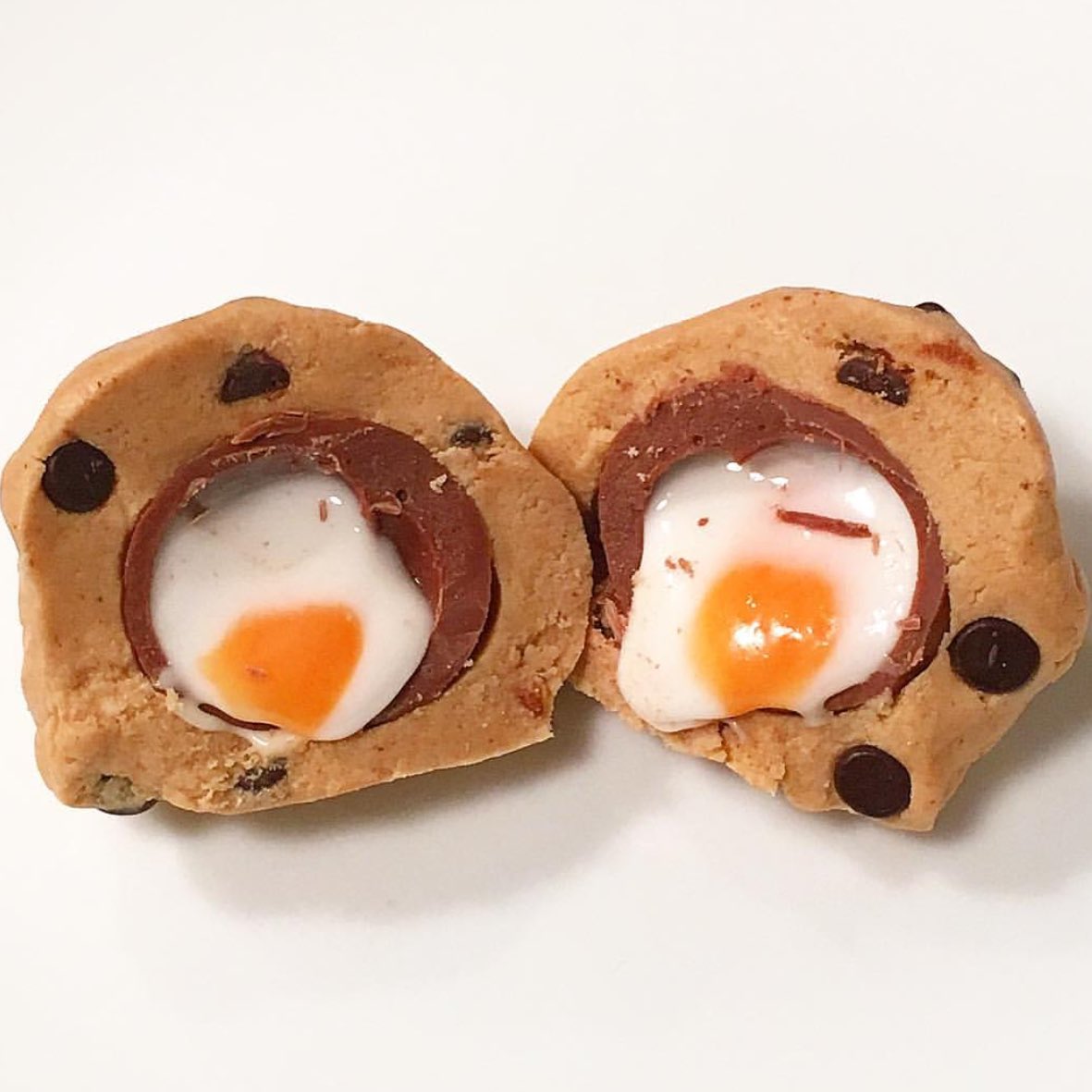 LDN_Muscle's tweet photo. Want the recipe for these protein cookie dough creme scotch eggs? 😍
Go follow @the_foodgrinder &amp; it'll be released! https://t.co/Wnw9aSFNqm