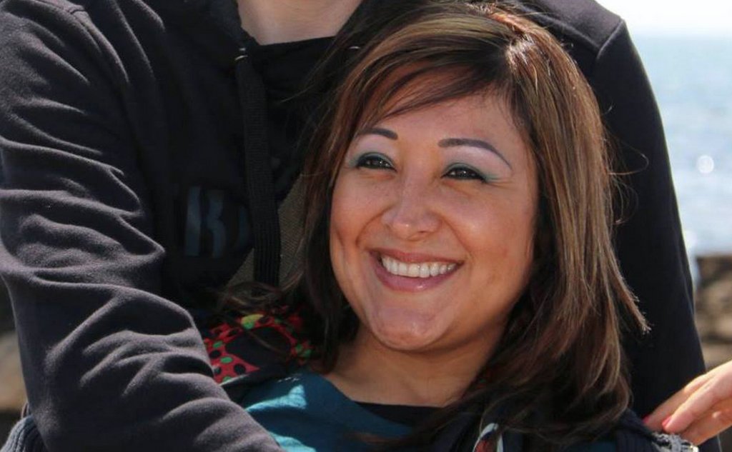 CBSNews's tweet image. Split-second decision saves husband, twins, 4, from sharing #BrusselsAttacks victim&apos;s fate cbsn.ws/1pKzImV