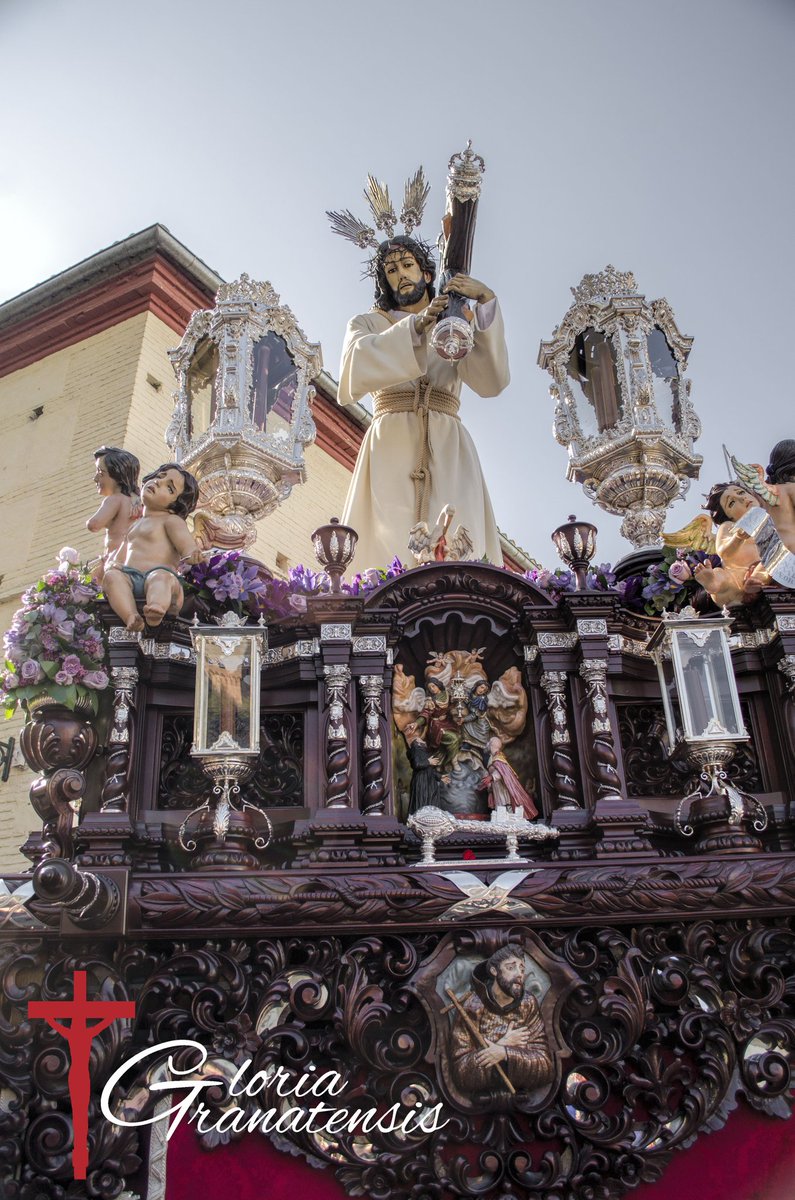 GGranatensis's tweet photo. Amor y Entrega, @hdadconcepcion  #albayzin #JuevesSanto #Granada #semanasantagr #semanasantagranada2016… https://t.co/ZAIU9N324i