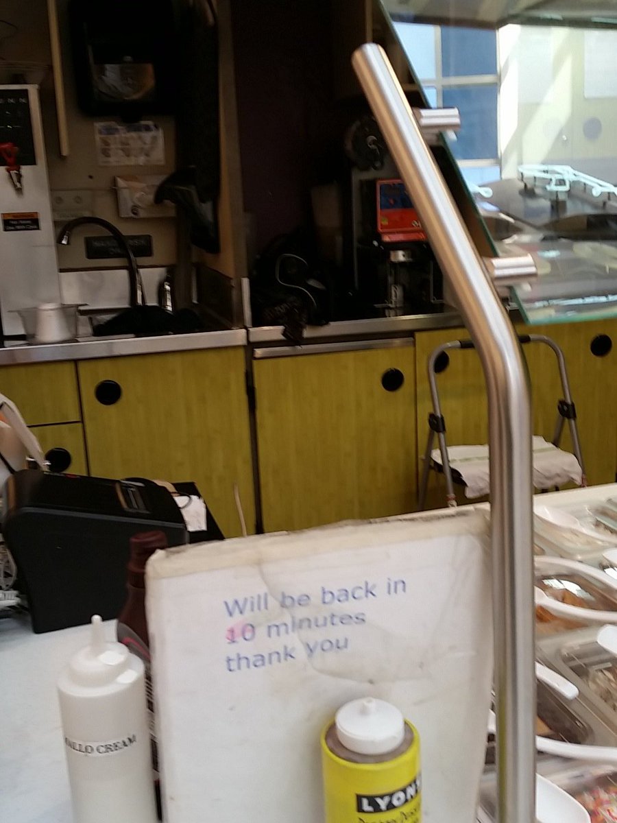 siddscape's tweet image. Lol nobody at the froyo place at the mall. Is it free?