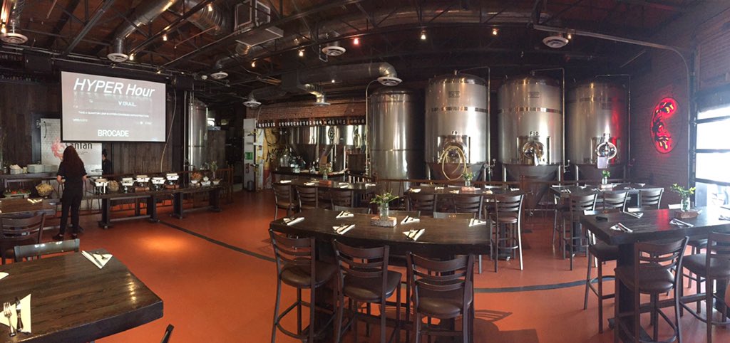 BrentPiatti's tweet photo. #HYPERhour is almost here!!! Preaching the good word of #VxRAIL. @SanTanBrewing @EMCcorp @VMware @VCE @Brocade https://t.co/X9s6MSS4Dk