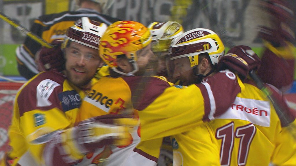 Voilà l'image de nos Aigles que l'on aime voir !! Série à poursuivre samedi aux Vernets ! #GSHC #EnsembleToujours