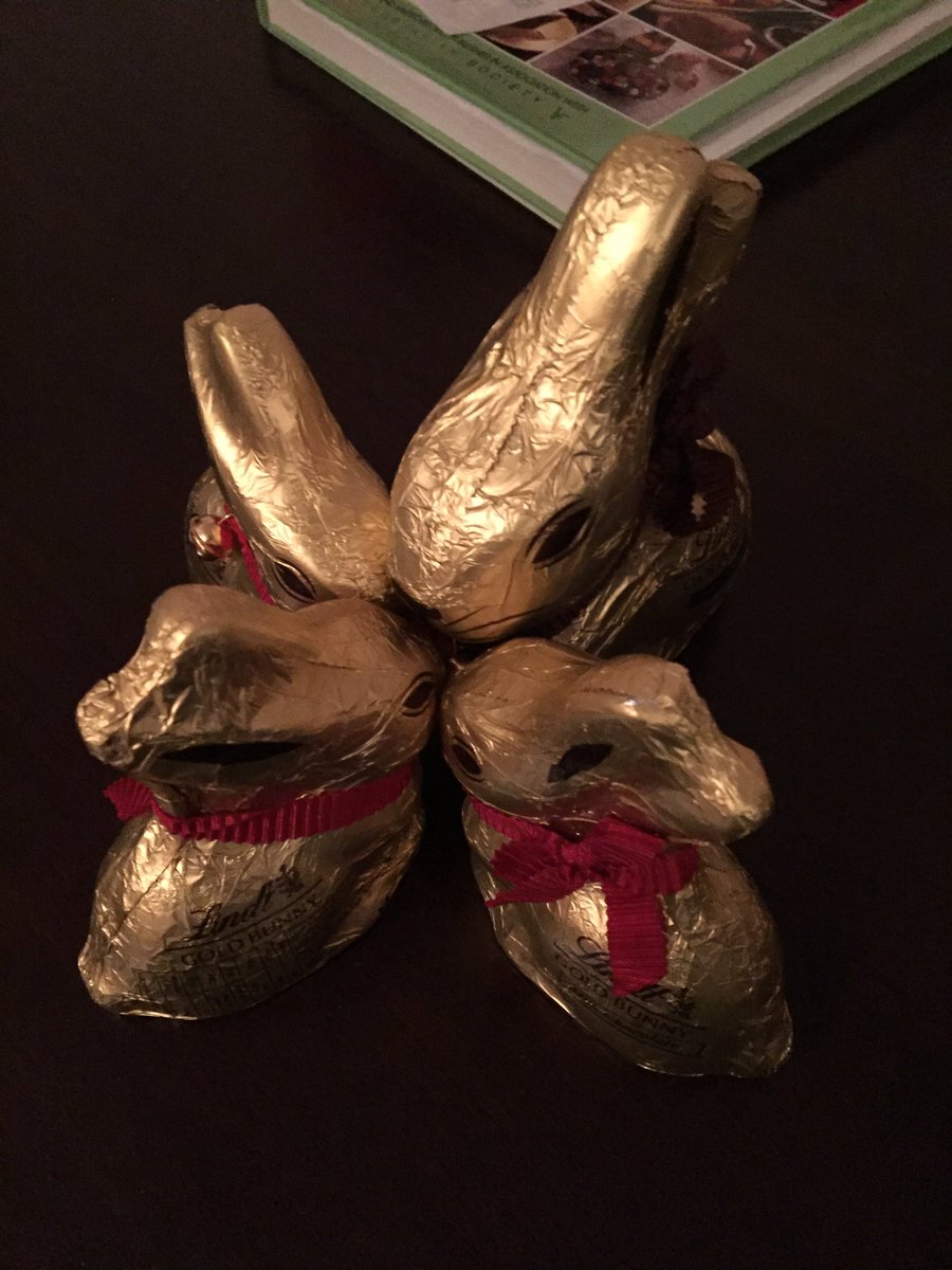 EBmaskell's tweet image. They multiplied since I was out! #lindtbunny