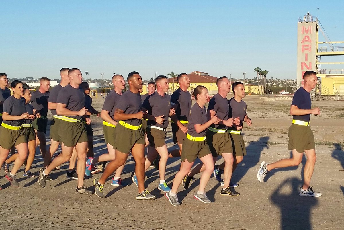 Timsharp8412's tweet photo. Motivating #RUN with outstanding Marine #leaders to start off the Day. #LetThemServe #makeadifference https://t.co/p52aHkmPr2