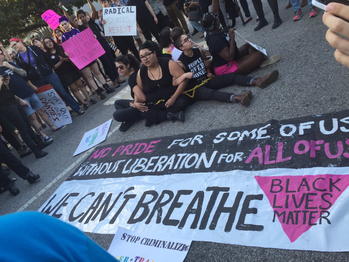 darklordmitch's tweet photo. #stopHB2 #shutitdown FUCK MCCRORY - @ Raleigh NC https://t.co/0XOqgz23AO
