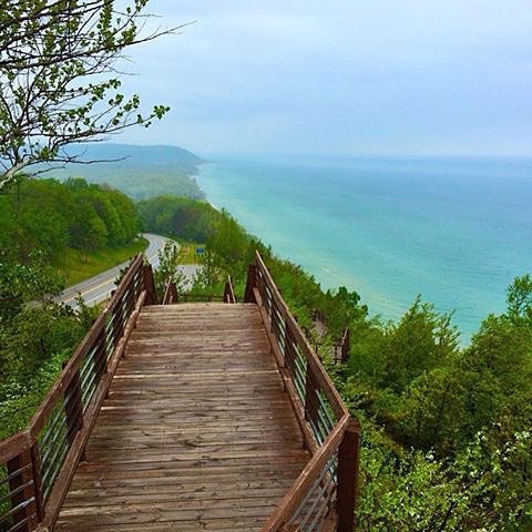 PureMichigan's tweet photo. Warm weather in #PureMichigan is near! Plan your summer adventure on https://t.co/WSKegbgnu0 https://t.co/EQl20Cufsa https://t.co/e6fsZfQjqu
