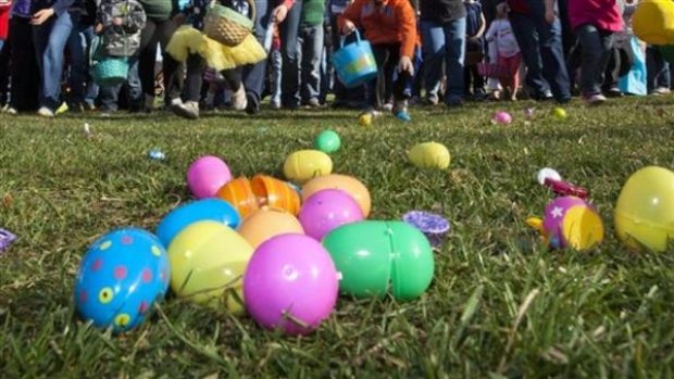 CBCOttawa's tweet photo. What's open and closed in Ottawa on Good Friday? Find out here: https://t.co/WeIiKRC9Hq https://t.co/FShhmDK74l