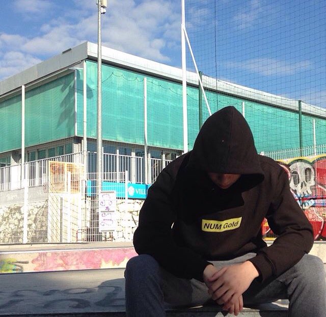 nummagzn's tweet photo. Num GOLD Hoodie 
https://t.co/hGvBMI6KOF https://t.co/dzCcQYo4fk