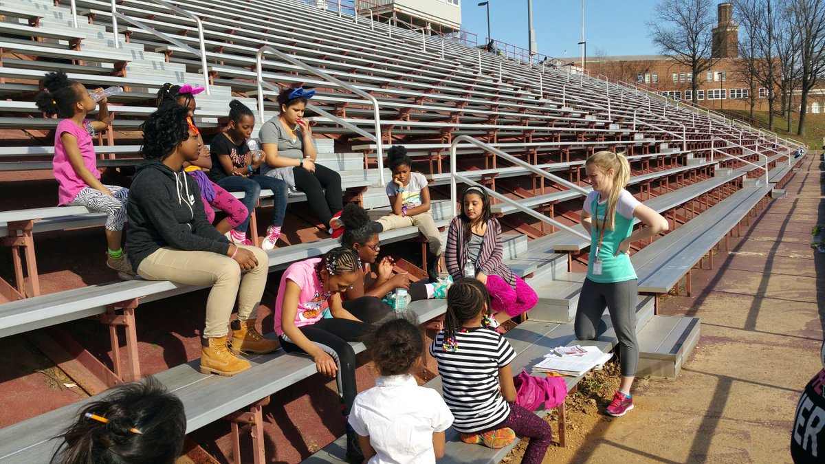 LangSTEMPrincip's tweet photo. @LangleySTEM Scholars in Girls on the Run readying for our Spring 5K! @GOTRDC #GirlPower #confidence #DCPSRising https://t.co/6I9y9JFBiQ