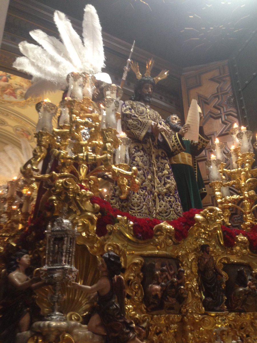 JavierBlancoTv's tweet photo. Sale el Señor de la Sentencia. Macarena. Madrugá 2016 #llamadorcsur @CanalSurRadio https://t.co/XSaKThIEin