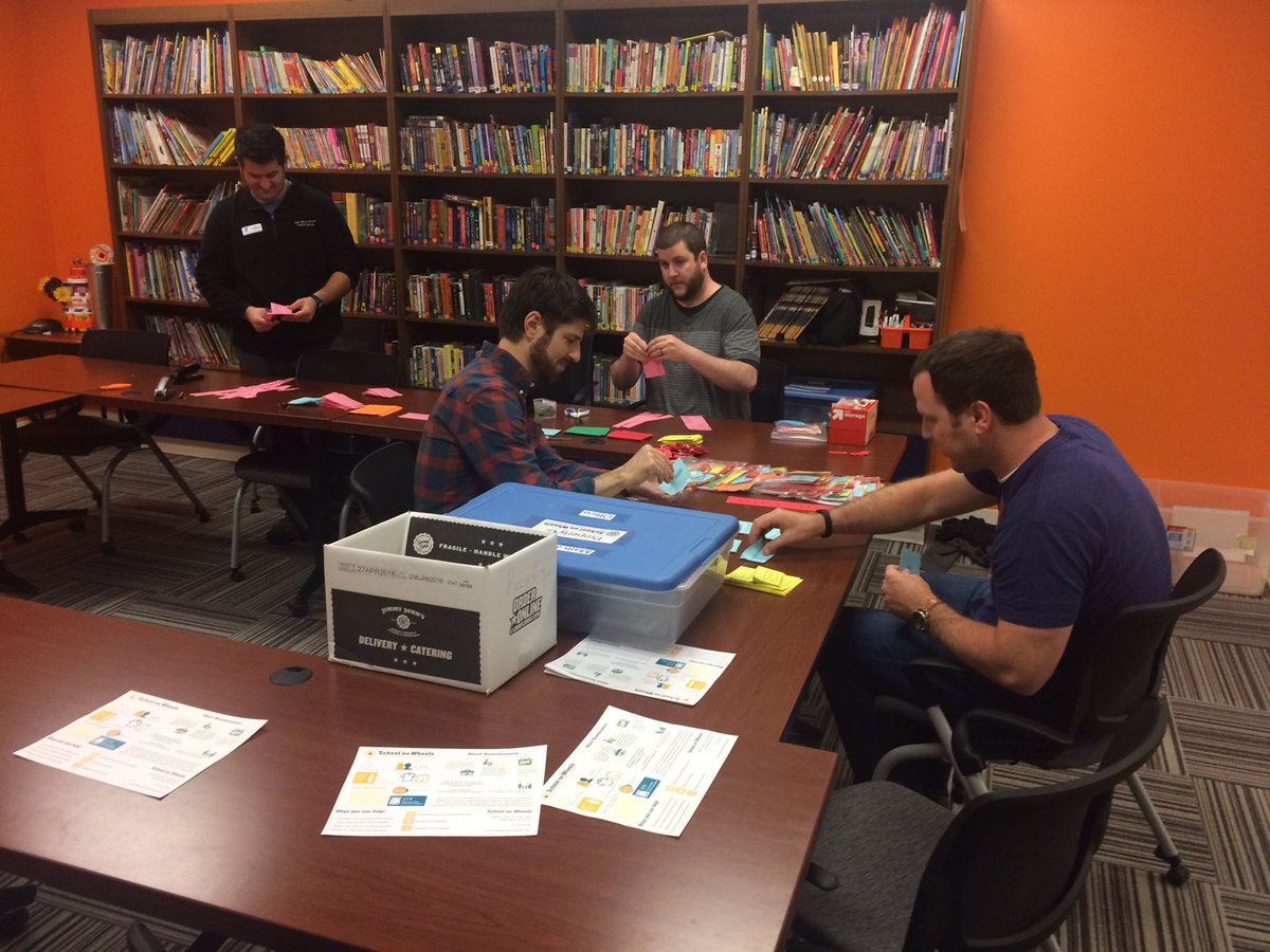 DeployIndy's tweet photo. Thanks @IndySOW for your hospitality! #volunteer #indy#LoveIndy #nonprofit #homelessness #education https://t.co/25Cu4h3Zfk