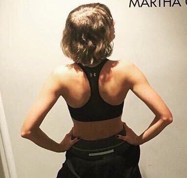 facciponte_xcvi's tweet photo. her back deserves an appreciation tweet https://t.co/aFUN27XlST