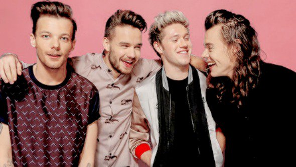 CrauCorsi's tweet photo. MUTIRÃO DE VOTOS| RT - VOTO
VAMOS VOTAR DIRECTIONERS
#Directioners #BestFanArmy #iHeartAwards https://t.co/UrCr2GFcZP