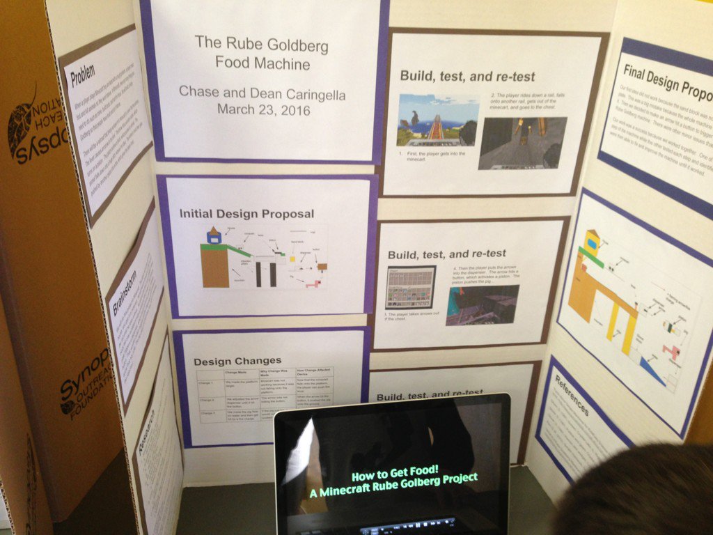 OakPrincipal's tweet photo. What!? A Minecraft Rube Goldberg! #minecraftapplication #wow https://t.co/kmOpZFGeaL