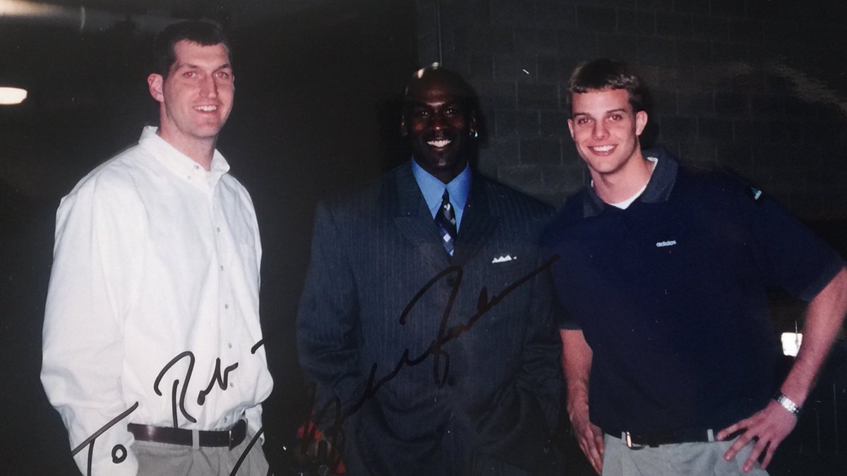 RobbieEggers's tweet photo. Throw back 1998! @lukerecker24 this was a great night! https://t.co/6tuu9ht5xg