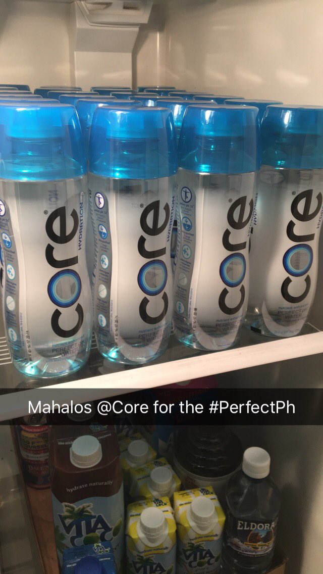 PepperLive's tweet photo. HUGE MAHALOS to @COREdrinks for keeping us at the #PerfectPH in the studio || @LawRecords #KonaInnRecording https://t.co/ED3A9fhwh9