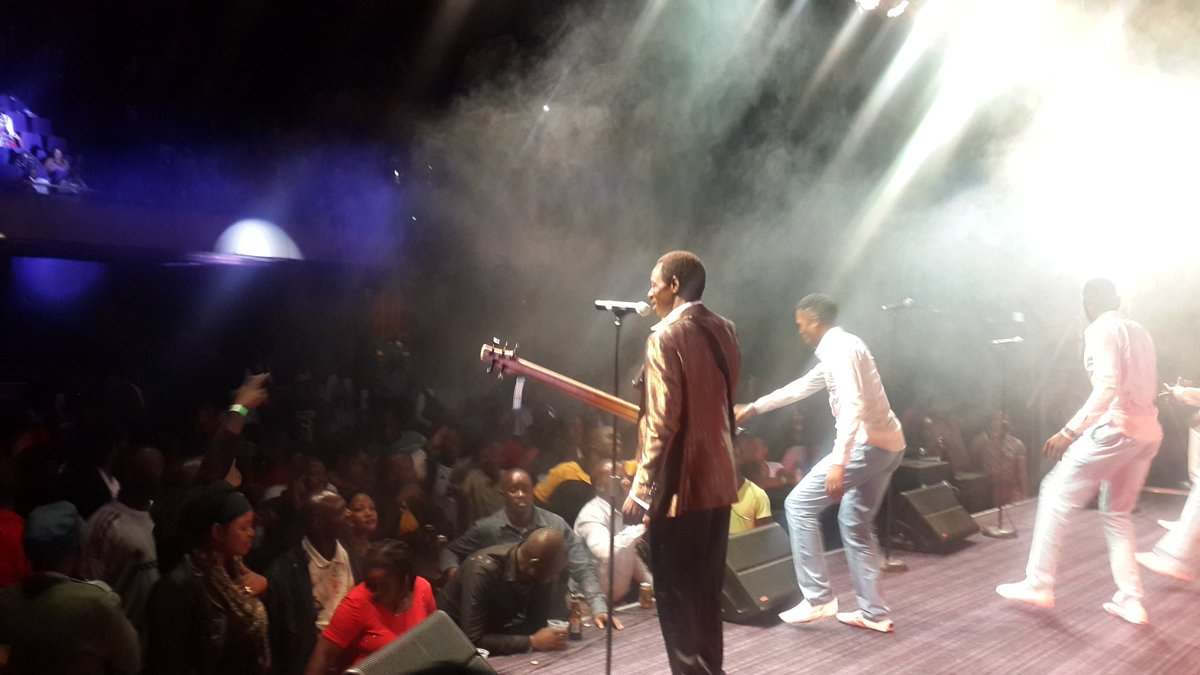 thesouthernlive's tweet photo. Picture from @ZEZURUROCKSTAR  broadcasting live from Baba Shero's Launch hehehehehe https://t.co/LMn2qzEdTP