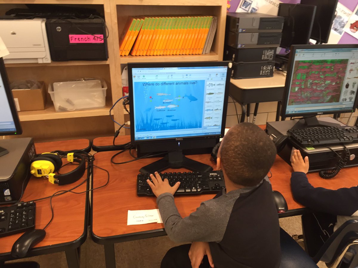 WellwoodKdg's tweet photo. Ss working on animal habitat projects #wixie #techinkindergarten @WellwoodIntlES @BCPS_ELA https://t.co/vXob6rHyTm