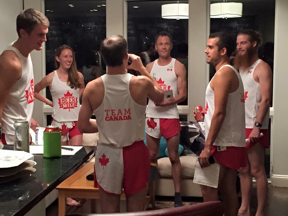 Canadabeermile's tweet image. #tbt to when @JohnMarkell gave one of his infamous speeches before the first ever @ClassicBeerMile. He's a legend 🇨🇦