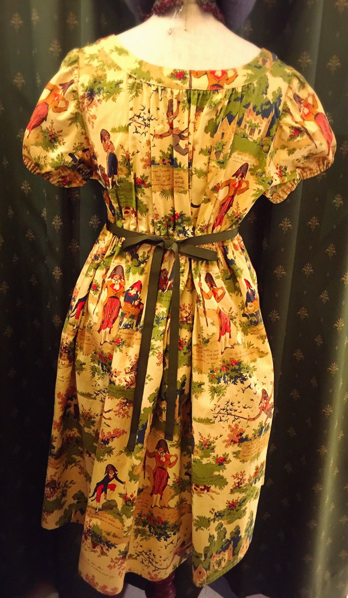 Deity S Watchdog エクサントリーク ワンピース入荷しました 柄はフランスの美術館所蔵の壁紙をリプロダクトしたものです 後ろのハイウエストのリボンを結ぶことでさらにシルエットも綺麗になります 000 Tax T Co Neifx5rrin