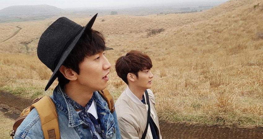 lksaranghae's tweet photo. Jeju Island with Yoo Yeon Sook &amp; Cho Yoon Woo @ Samsung Galaxy S7 Edge CF filming~ 💕😍 #leekwangsoo#saranghae
ⓒ 이광수디시 https://t.co/ZzkVWrwMFA