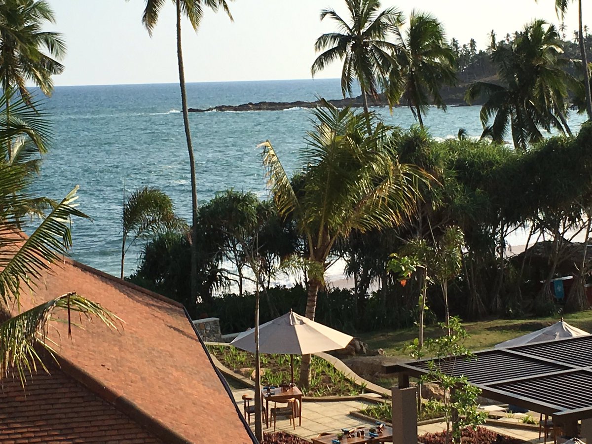 KumarSanga2's tweet photo. Anantara Peace Haven Tangalle. Amazing service, beautiful location outstanding memories. The place to visit. https://t.co/SxDH4Cplyu