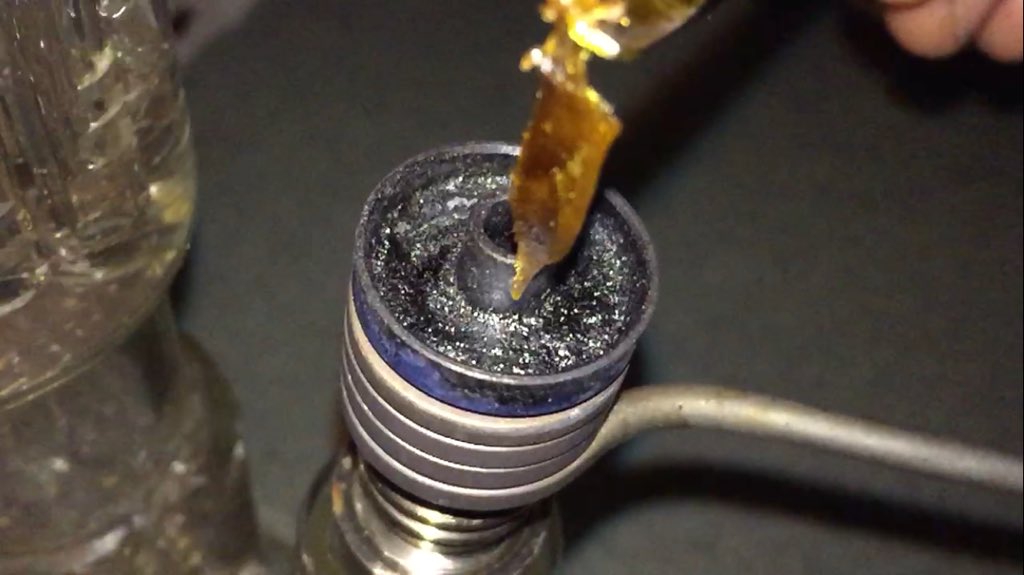Top_Shelf_Terps's tweet photo. Dirty enail pic #noshame #rosin #realdabs https://t.co/esh6keNLHK
