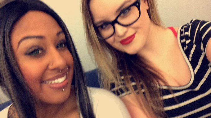 Online now with @Marissa_Frost!! https://t.co/ay2LzjCddh https://t.co/m6hvjw7mhM<a class="tags" href="/tag/marissa_frost">@marissa_frost</a><a href="/tag/onmfc"class="tags"><span>#onmfc</span></a>