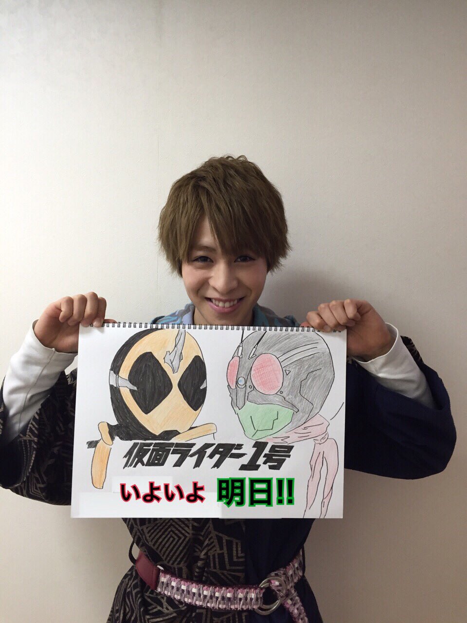 仮面ライダーゴースト 1号カウントダウン 本日は天空寺タケル役 西銘駿さんが命燃やしてカウントダウン 本物の英雄 仮面ライダー1号と 英雄の魂を自分の力とする ゴースト 2人の共闘を見逃すな 伝説の蘇りは いよいよ明日 仮面ライダー