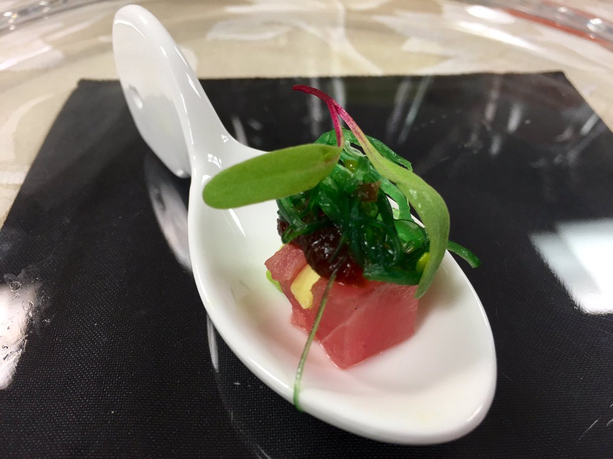 BrawleyEstate's tweet photo. Spring couture bites...tuna poke! #Catering #southerncharmmoderntwist https://t.co/cx3hMuxZlm