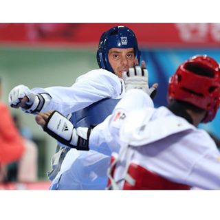 Olym_Picture's tweet photo. Competition...ππ»ππ»ππ»#6dan #martialarts #blackbelt #korea #headkick #highkick #flex... https://t.co/gye1hSTwRg https://t.co/syoY1ysigs