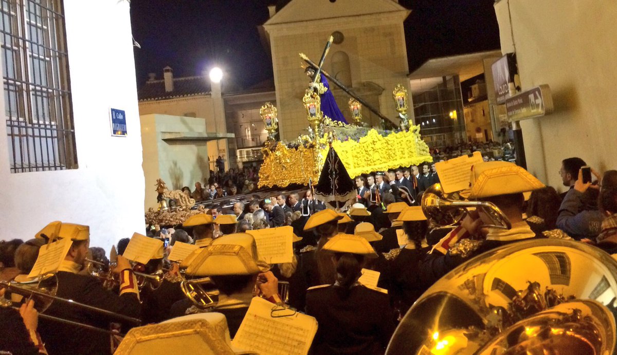 raulitopuerto's tweet photo. Noche Mágica de Jueves Santo por las calles de Velez Malaga, acompañado musicalmente  a @RicoyPiedad @ARCANGEL_AM https://t.co/AYaQJic3f0