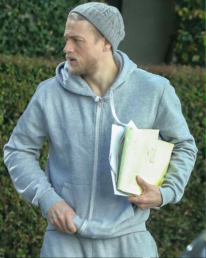 ForeverHunnam's tweet photo. @HunnamDaily @Jax_charlie @MsLadyTee70 @MsLadyTee70 @cklassyone @CHunnamFAN https://t.co/2RBtsDfNUp