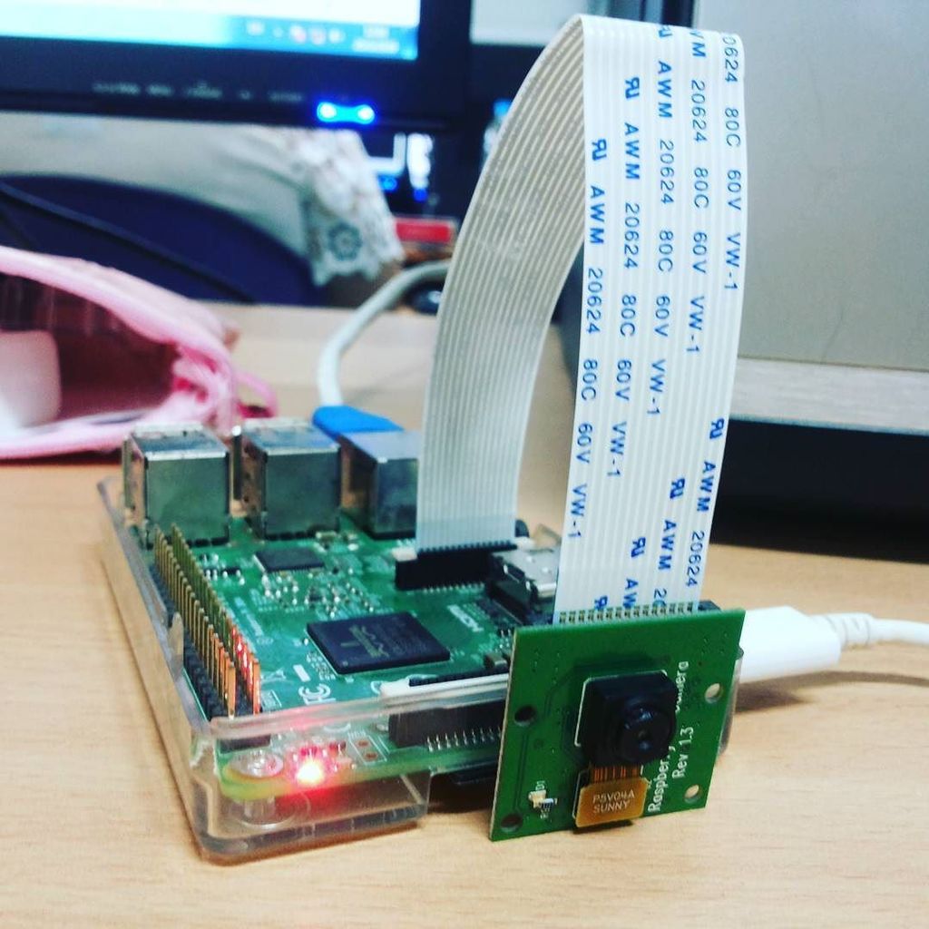 Insta_RaspPi's tweet image. ift.tt/1RpUn8N - เซลฟี่กันใหญ่เรย :)

#อบรม #raspberrypi

#raspberrypicamera by … ift.tt/1UPGCCp