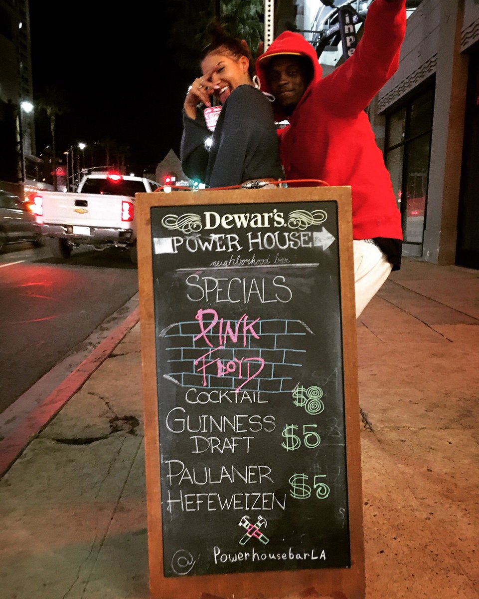 PowerHouseBarLA's tweet photo. Tonight's specials in honor of #DavidGilmour at the #HollywoodBowl! πΊπΈπΆ #PowerHouseHH https://t.co/vb9mjkkr0z