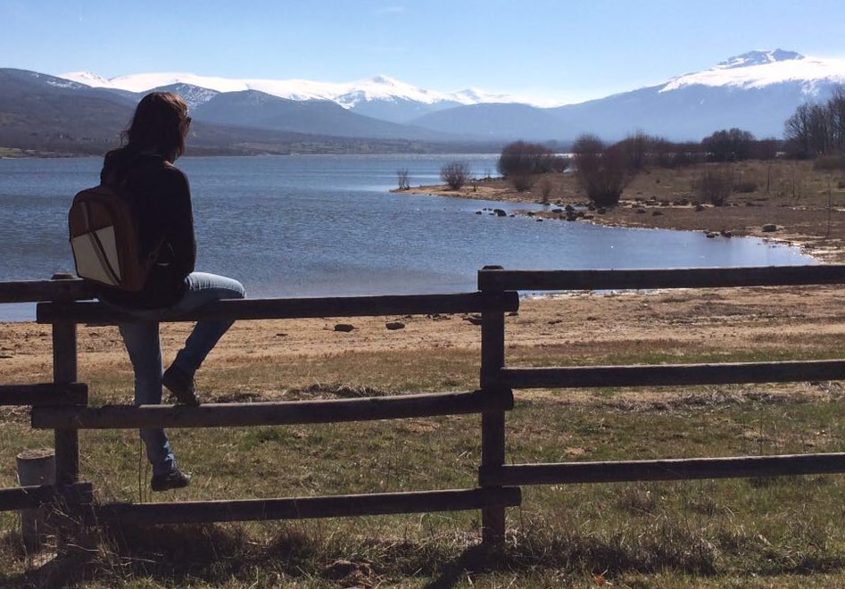 cuarterbag's tweet photo. Con @cuarterbag disfrutando soleado #ViernesSanto en #sierramadrid https://t.co/vtYPDo0QEr 🎒 #bagintown #mochilas 🎒 https://t.co/L2o8plS2go