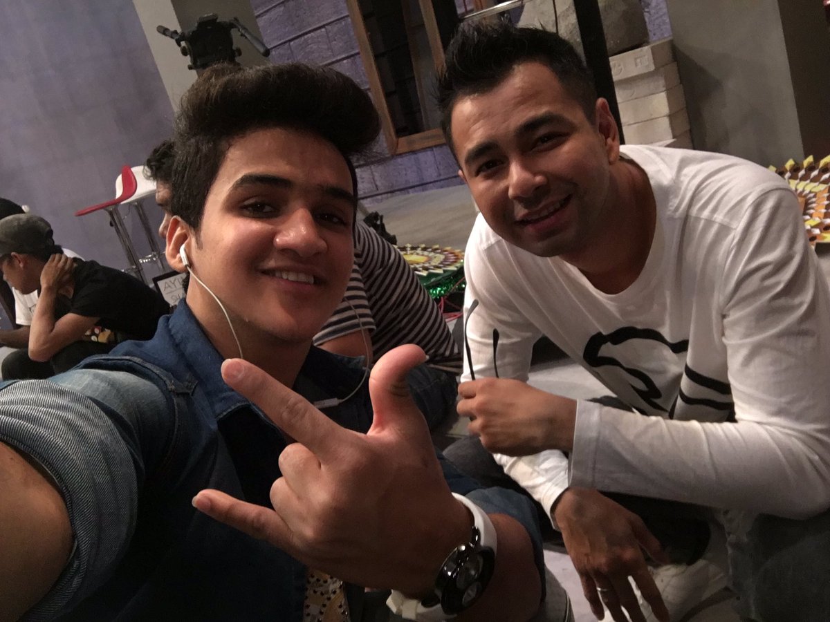 faisalkofficial's tweet photo. With the RockStar of INDONESIA 🇮🇩 #Carlovers @RaffiAhmadLagi https://t.co/QEpsHt4zNn