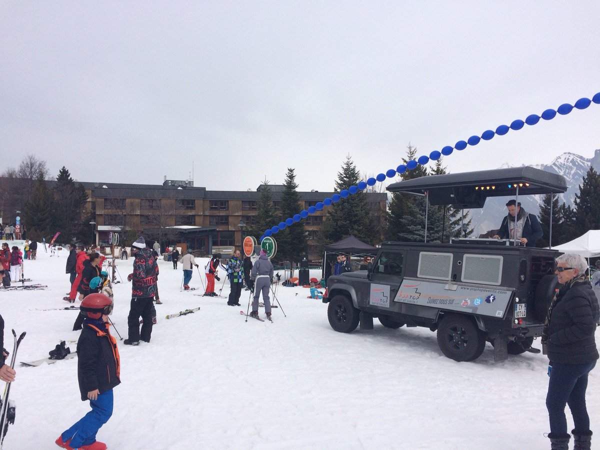 PopTopEvents's tweet photo. #leskarellis #djtruck #hautemaurienne #frontdeneige #40ans
@PopTopEvents En direct de la station @LesKarellis ! https://t.co/m2idEnQKgk