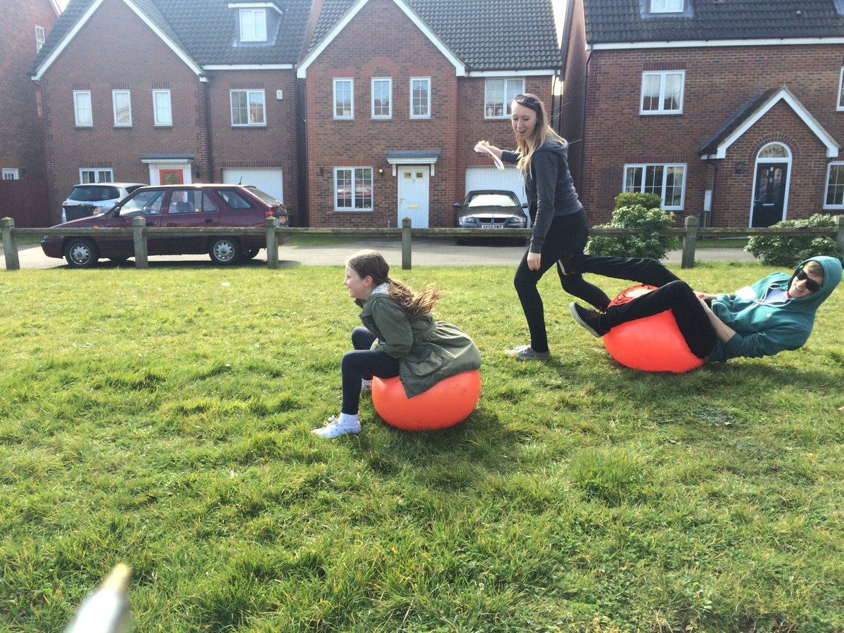 HazelLCottrell's tweet photo. We won the race ;) #HamptonFun https://t.co/KSe9aJ56jI