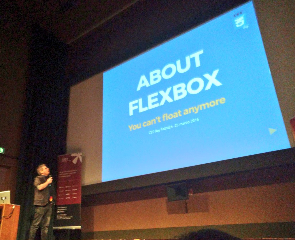 akmur's tweet photo. Now talking about flexbox layouts with, @MakhBeth @cssdayit #cssday2016 https://t.co/kLVWbWpEJh