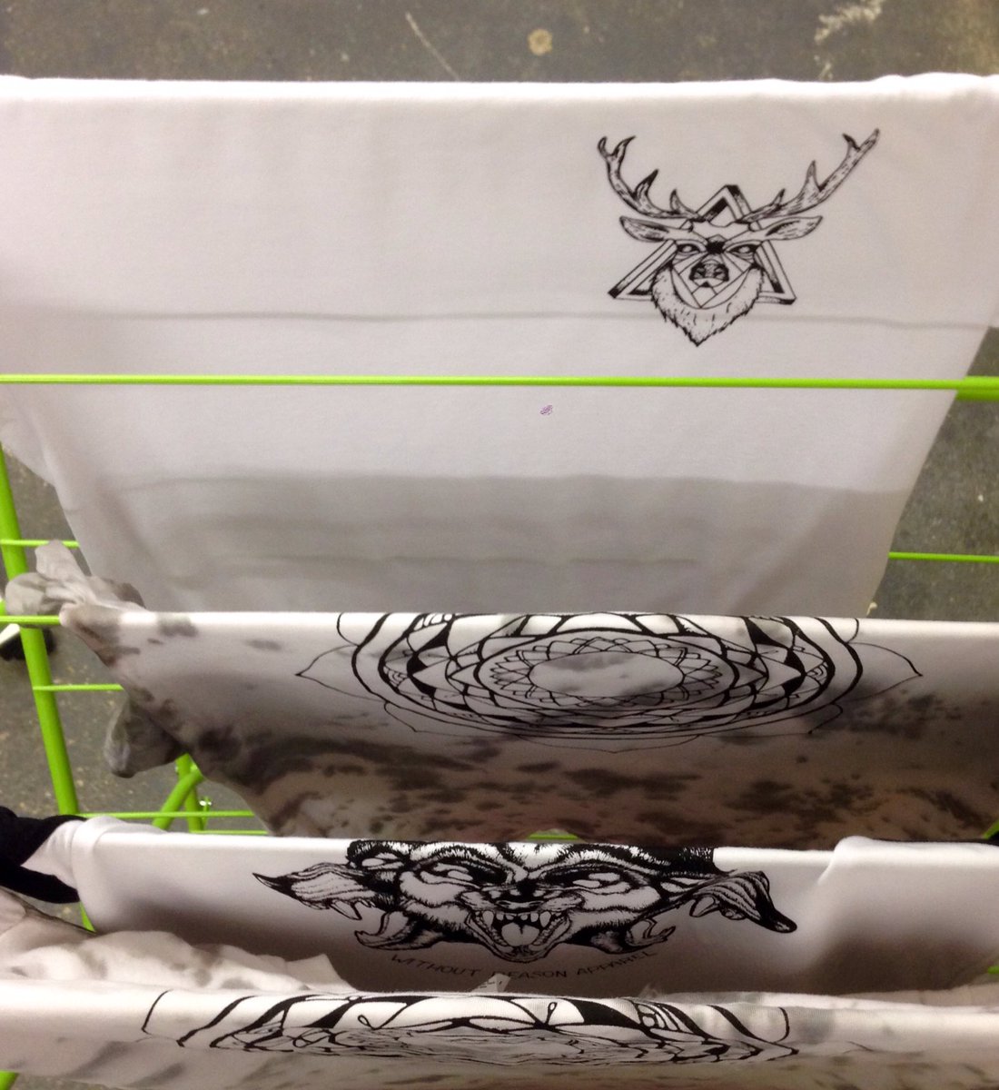 WithoutReasonUK's tweet image. We've been getting our printing on this week, what have you guys been up to? #Screenprinting #screenprinter #tee