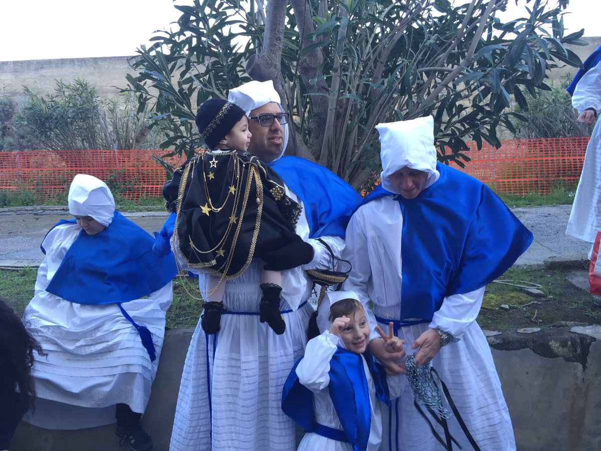 piuturismo's tweet photo. Piccoli Turchini crescono...@visitprocida #PasquaProcida16 #Pasqua2016 https://t.co/OKxopssIoV