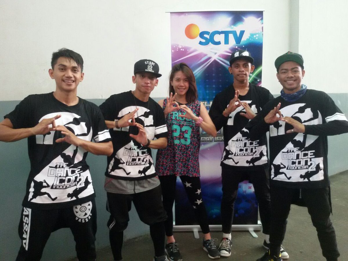 Tungguin ya kejutan dari <a href="/gigigitch/">brigitta cynthia</a> dan <a href="/Buton_StopCrew/">Buton Stop Crew</a> di #TheDanceIcon2!
Catat tanggalnya, 27 Maret pkl 12.30 WIB