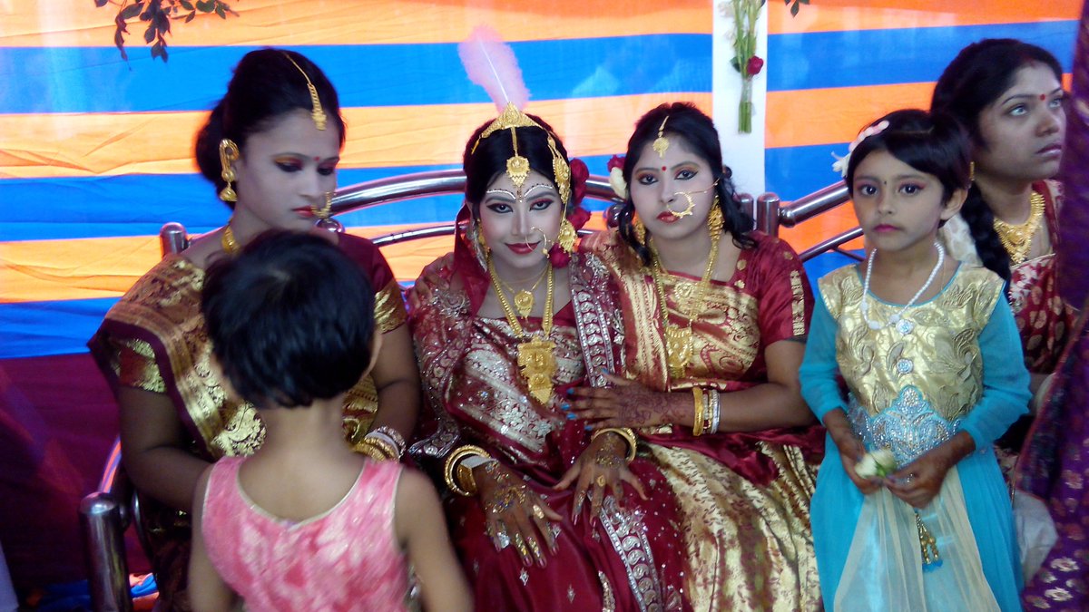 simpleboy1994's tweet image. My sweet sister.......