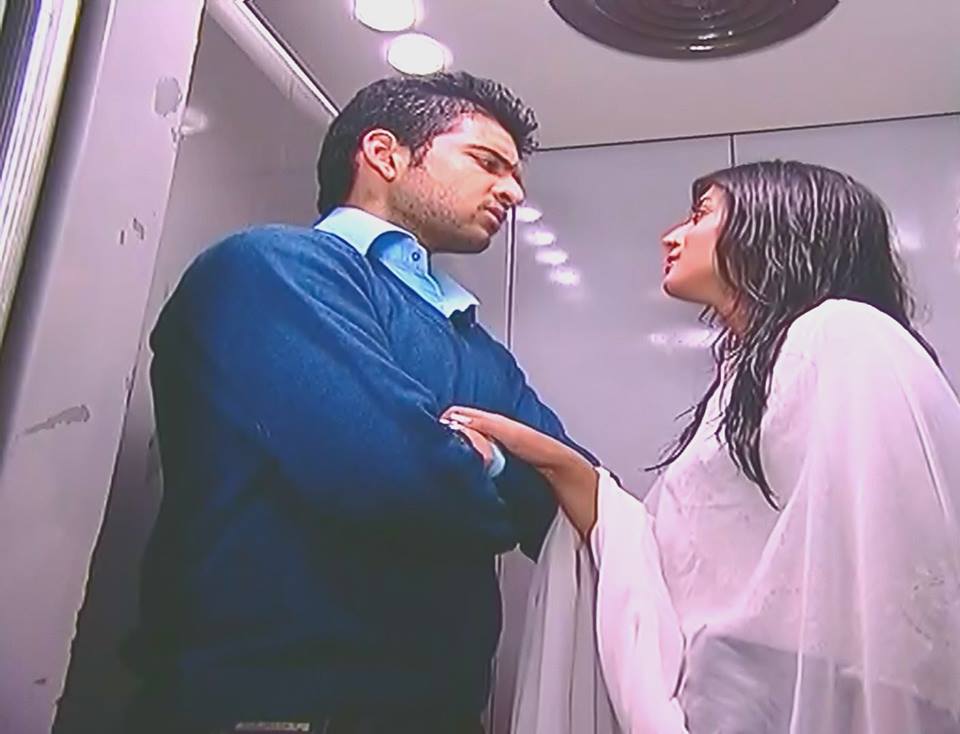 RituRocks17's tweet photo. @kkundra @Kritika_Kamra @princesseptembr @Kmh_World #Arjuhi #kmh https://t.co/gFwx31lYcf