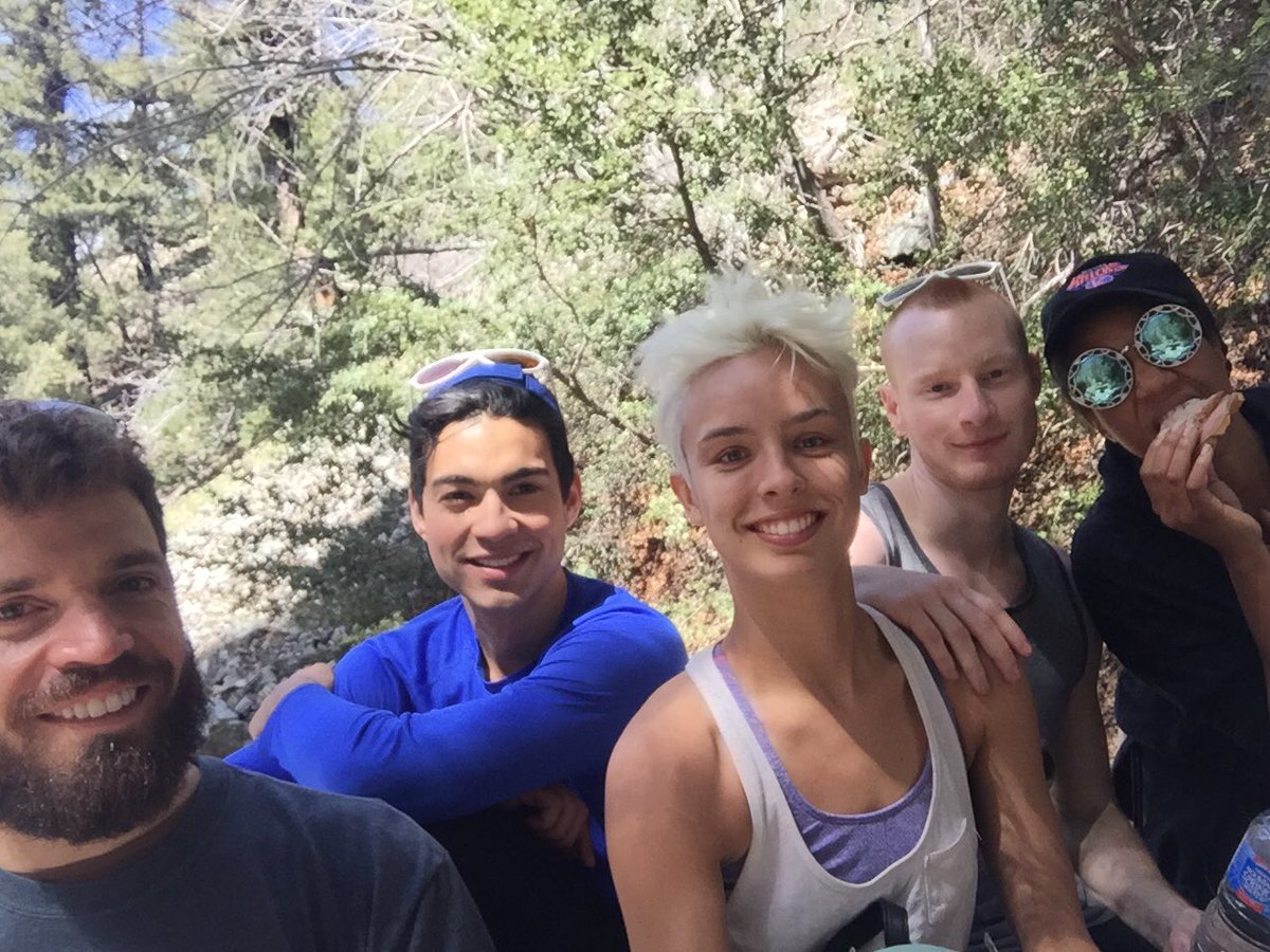 2davisantos's tweet photo. #climb #team at #mtbaldy accomplished #ruckus n fresh air #neardeath #refreshinglife https://t.co/U85IMNmS8T