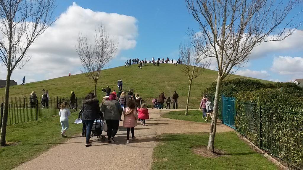 AllenSeldon's tweet photo. Hampton heads to the Tump... #hamptonfun https://t.co/ZRcj1TZ7zB
