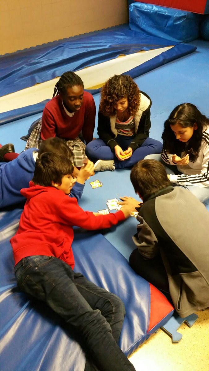 sedvies's tweet photo. Miércoles pascuero en sed-vies!#svcentroabiert @Fundlacaixa https://t.co/g2yiND9aUV